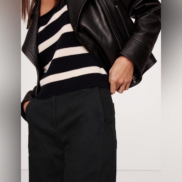 NWT! Banana Republic The Weekender Black Barrel-Leg Pant - Multiple Sizes 🔹 - Picture 3 of 8